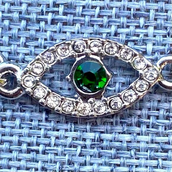 NWT New Urban Outfitters OU Silver/Green Double Layer Evil Eye Pendant Necklace - Picture 3 of 7